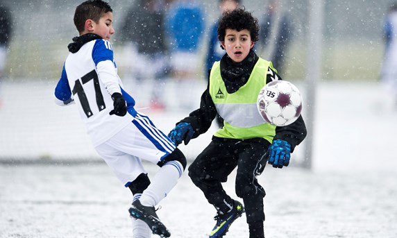 Drenge-vinterbold-foto-fodboldbilleder.dk.jpg